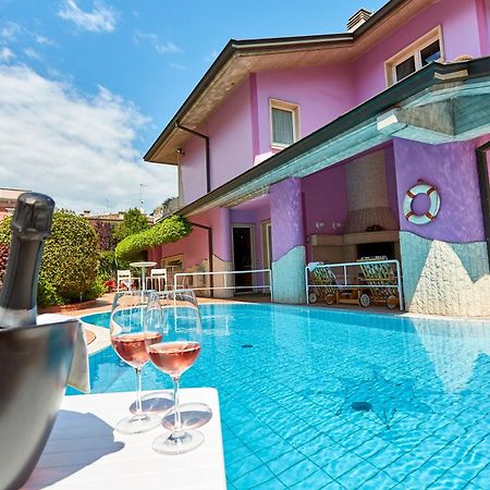 Attico Open Space - Piscina A 400 Mt Дезенцано-дель-Гарда Екстер'єр фото